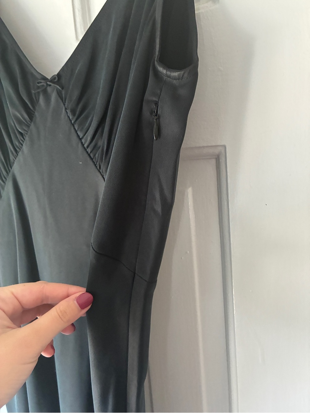 Doen Black Silk Dress - Picture 3 of 9